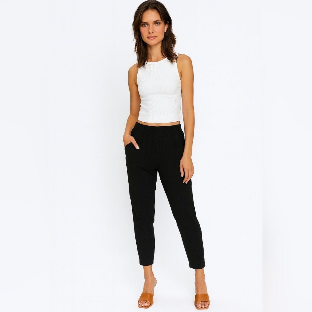 Wilfred by Aritzia Black Crepe Cropped Jogger Pants Women’s Size S High Rise
